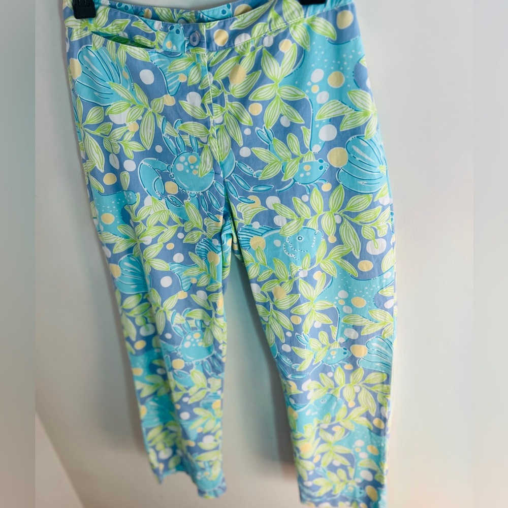 Lilly Pulitzer Blue Green Fish Print Pants Size 2 Coastal Preppy Beach - Picture 2 of 5